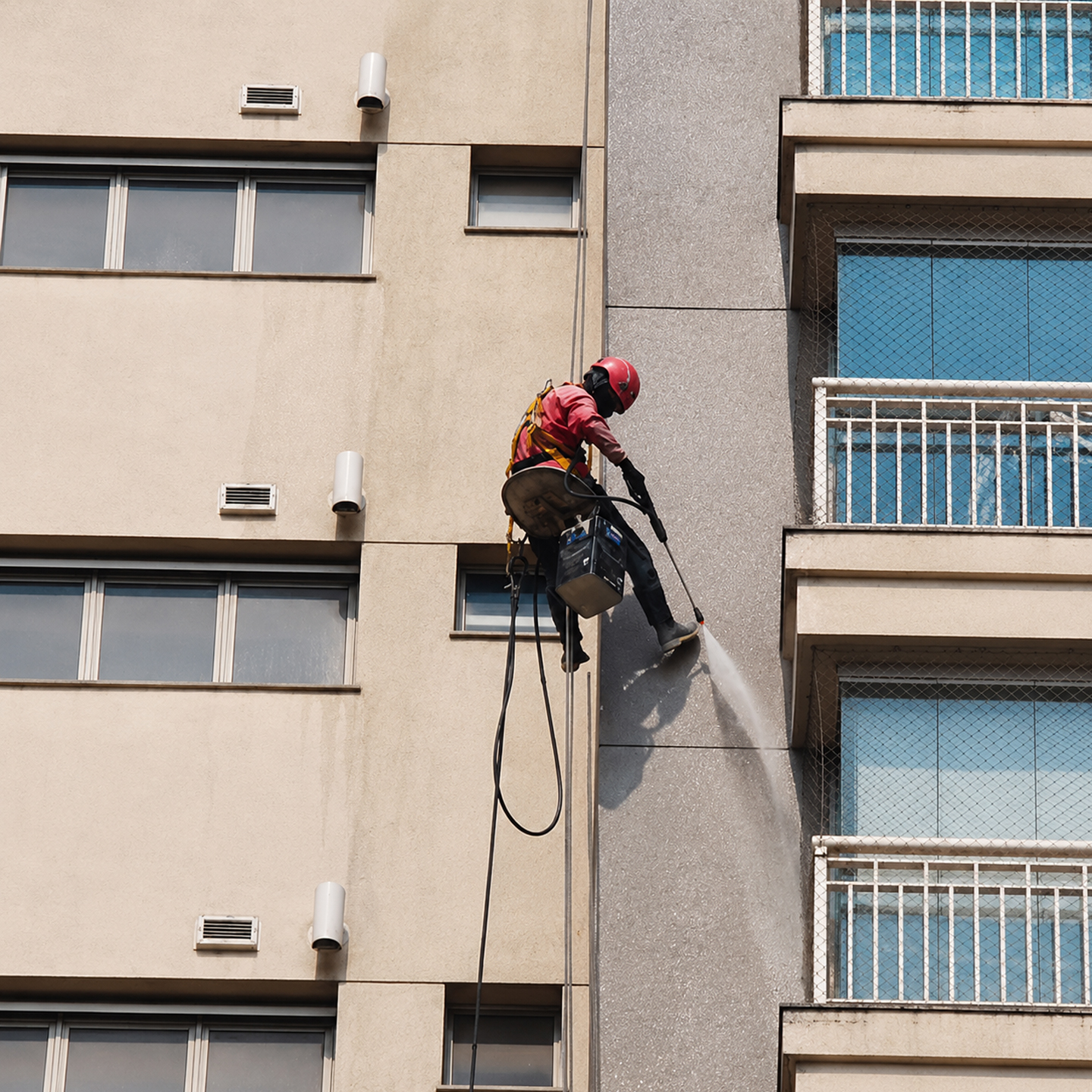 BENEFÍCIOS DA LAVAGEM DEFACHADAS ANTES DA PINTURA
